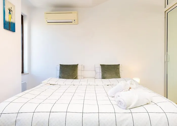 Castle 3br In * Płowdiw