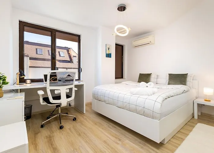 Castle 3br In Apartament *