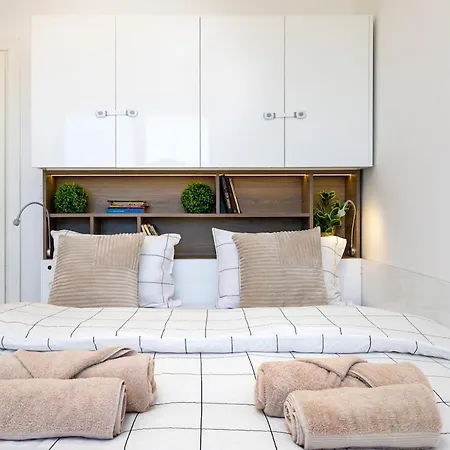 Castle 3br In Apartament
