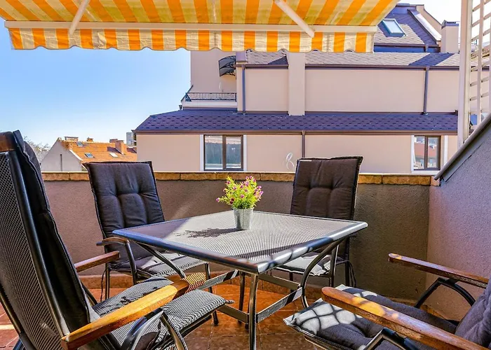 Castle 3br In * Filibe