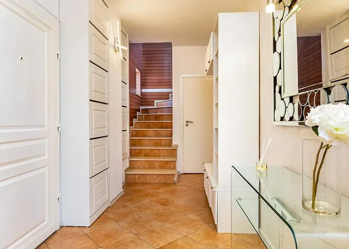 Castle 3br In Daire *